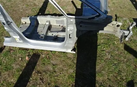 Citroen C4 Grand Picasso Front quarter panel 
