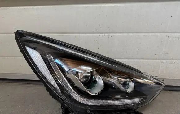 KIA Niro Headlight/headlamp 92102G5
