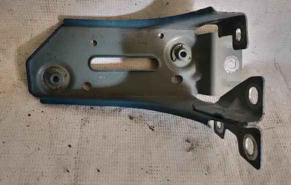 Renault Captur Battery bracket 648605701R