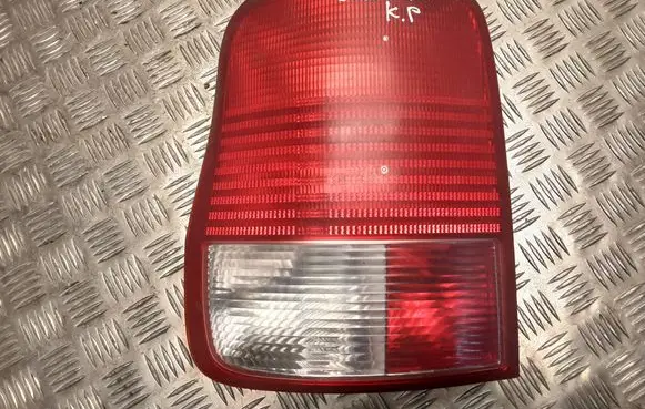 KIA Carnival Rear/tail lights