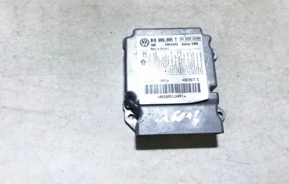 Volkswagen Jetta V Airbag control unit/module 1k0909605t 5wk43412