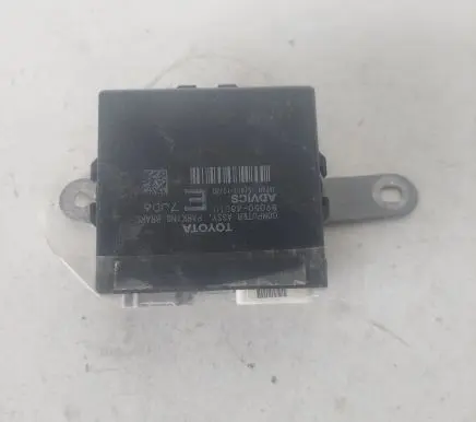 Lexus RX 450H Hand brake control module 8905048010 15181110730