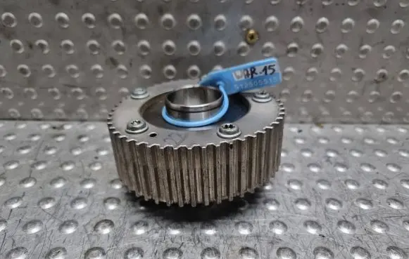 Volkswagen Golf VII Camshaft pulley/ VANOS 04C109088C