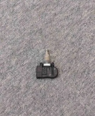 Nissan Qashqai Tire pressure sensor 407003VU0A A2C82208300 S180052048J