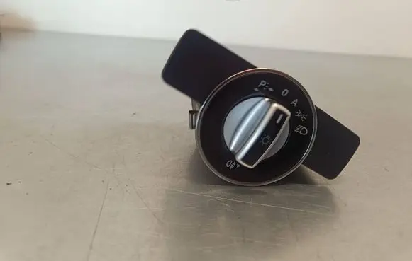 Mercedes-Benz E W212 Light switch A2129051900 091119