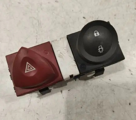 Renault Megane II Hazard light switch 8200095493