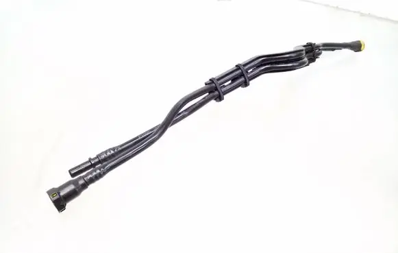 Land Rover Defender Engine coolant pipe/hose L8B28D266AB LR132561