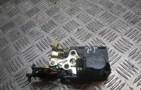 Chevrolet Aveo Rear door lock