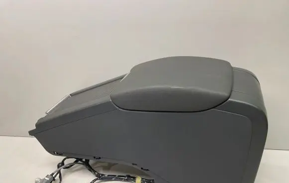 Volvo V60 Armrest 39819457 1534546 30755596