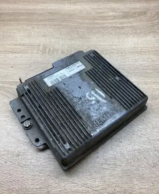 Renault Laguna I Engine control unit/module ECU 7700864458 S103717115B