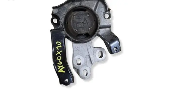 Toyota Aygo X Engine mount vacuum valve 123720Q060