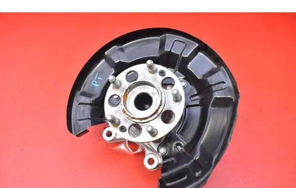 Hyundai Kona I Front wheel hub spindle knuckle