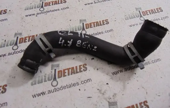 Engine coolant pipe/hose