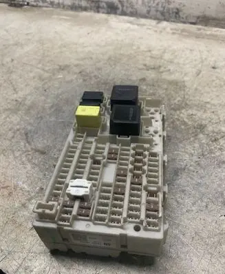 Nissan Qashqai J12 Fuse module 24350 243506RA0B