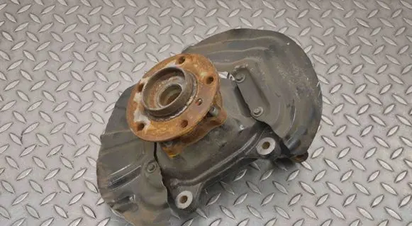 BMW X3 F25 Front wheel hub 6855953