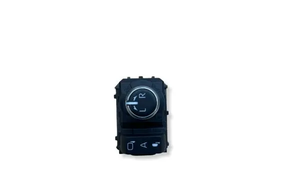 Toyota bZ4X Wing mirror switch 183910
