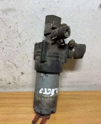 Mercedes-Benz E W210 Water pump 0392020029 C3254