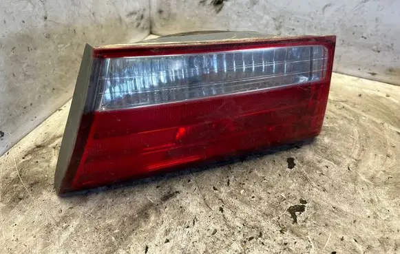 Hyundai Sonata Tailgate rear/tail lights