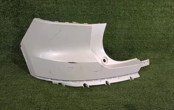 Volvo XC40 Rear bumper corner part panel trim 