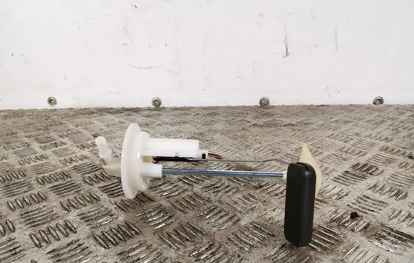 Subaru Forester SJ Fuel level sensor 2883
