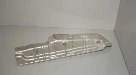 BMW 5 F10 F11 Heat shield in engine bay 8511809 11628511809 7801644