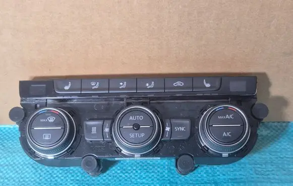 Volkswagen Golf VII Climate control unit 5G0907044AB 5HB01118142 1301521055