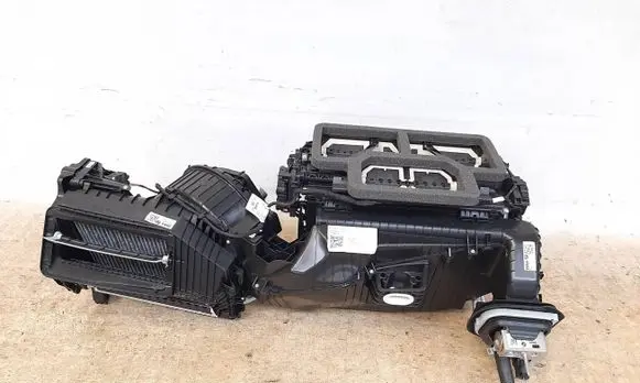 BMW 4 G22 G23 G24 G26 Interior heater climate box assembly 