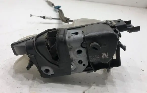 Citroen Berlingo Front door lock 163434