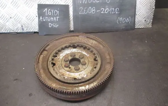 Volkswagen Golf VI Flywheel 