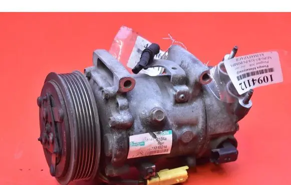 Peugeot 308 Air conditioning (A/C) compressor (pump) 9671216280