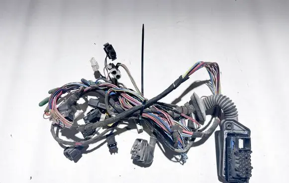 BMW 8 E31 Front door wiring loom/harness boot 61121392712 1383594 1392712