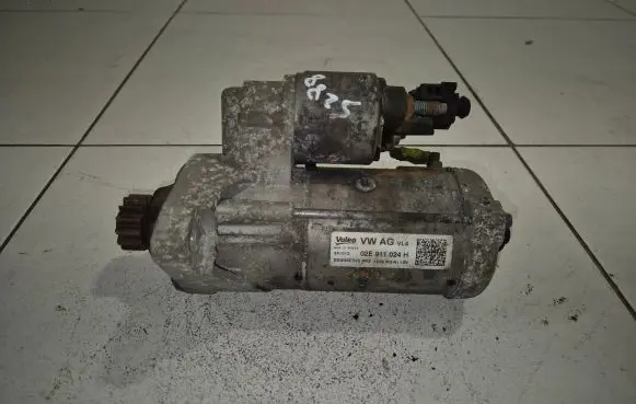 Volkswagen PASSAT B7 Starter motor 02E911024H