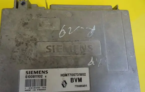 Renault 19 Engine control unit/module HOM7700731802