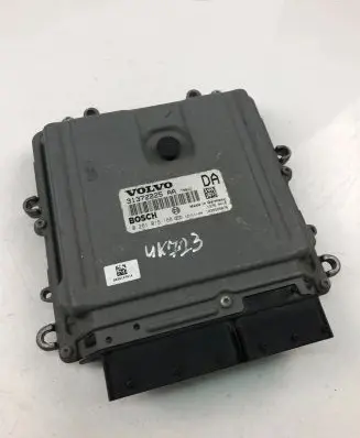 Volvo XC90 Engine control unit/module ECU 31372225AA 0281019168