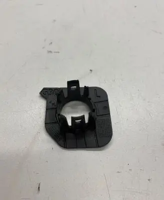 BMW 5 G30 G31 G38 Front parking sensor holder (PDC) 7385353 15067010
