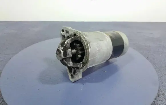 Mazda CX-5 Starter motor PE09M000T89281