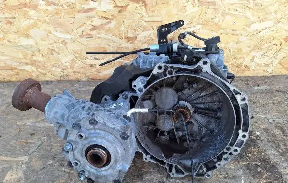 Land Rover Evoque I Manual 5 speed gearbox GJ3R-7002-CB