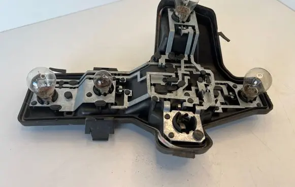 Volkswagen Touran I Tail light bulb cover holder 1T0945258D