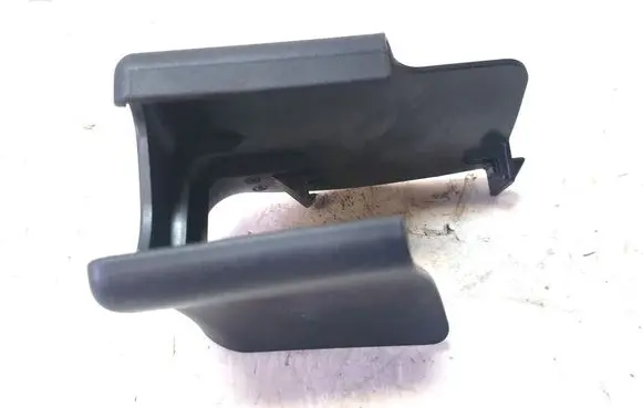 Toyota Avensis T270 Seat trim 7215805050