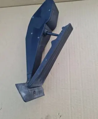 BMW 7 E65 E66 Accelerator throttle pedal 6759723 675972301 25916010