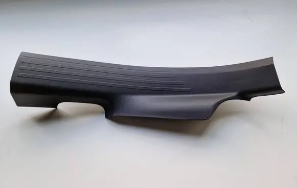 Opel Combo E Other sill/pillar trim element 9817356077