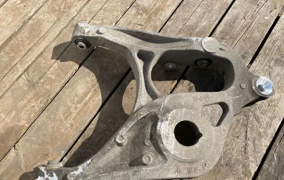 Mercedes-Benz GLE (W166 - C292) Rear upper control arm/wishbone 16606