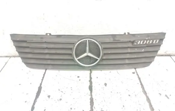 Mercedes-Benz Sprinter W901 W902 W903 W904 Front bumper upper radiator grill 9018880123
