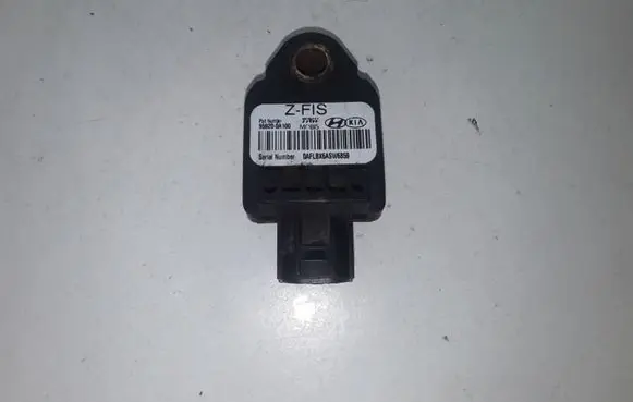 Hyundai Sonata Airbag deployment crash/impact sensor 959200A100