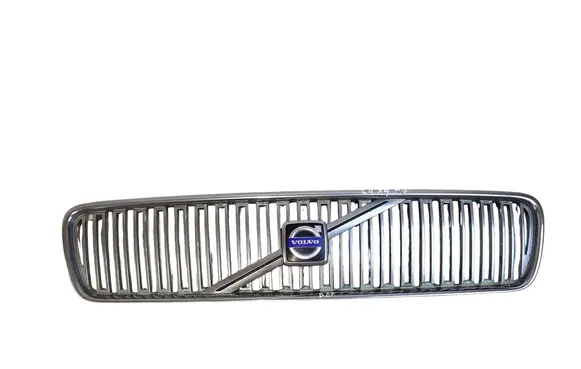 Volvo V50 Front grill 08678556