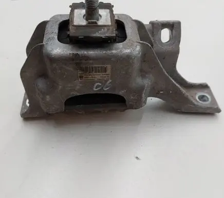 Mini Cooper Countryman R60 Engine mount bracket G2005005