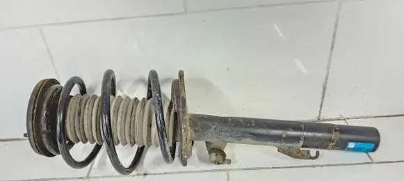 BMW 7 E38 Front shock absorber with coil spring