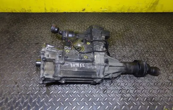 Suzuki Grand Vitara II Gearbox transfer box case 3HTR52