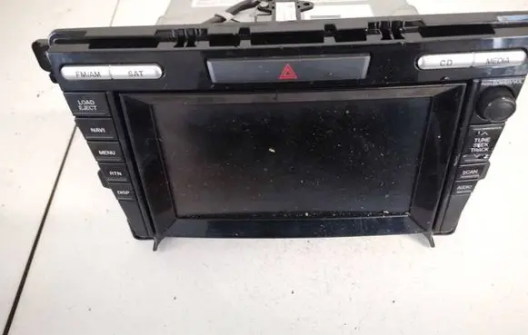 Mazda CX-7 Radio/CD/DVD/GPS head unit eg2666dv0b 14795410