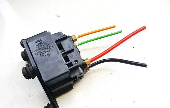 Jaguar XJ X351 Air suspension compressor/pump aw933b486aa 126714